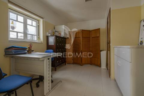 Lar de idosos/estrutura residencial para idosos