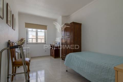 Lar de idosos/estrutura residencial para idosos