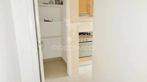 Apartamento t2 no centro de odivelas