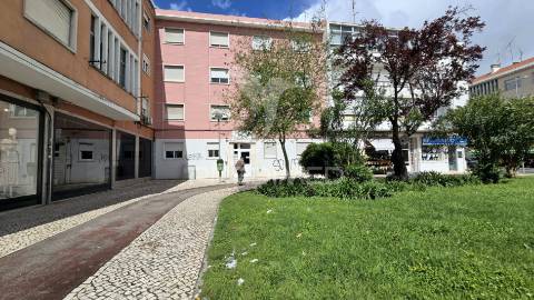 Apartamento t2 no centro de odivelas