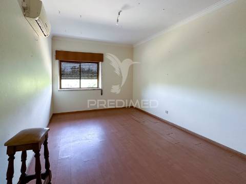 Moradia t3 isolada - bodegão - tomar