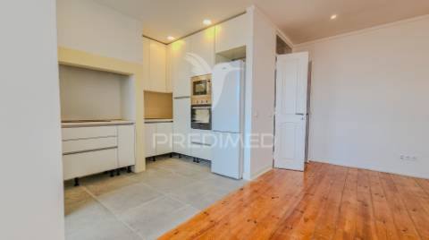 Apartamento t4 +1 no centro de lisboa, picoas