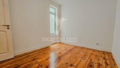 Apartamento t4 +1 no centro de lisboa, picoas