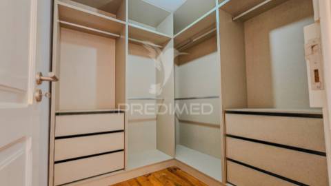 Apartamento t4 +1 no centro de lisboa, picoas