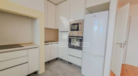 Apartamento t4 +1 no centro de lisboa, picoas