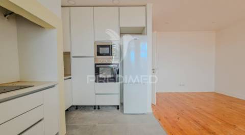 Apartamento t4 +1 no centro de lisboa, picoas