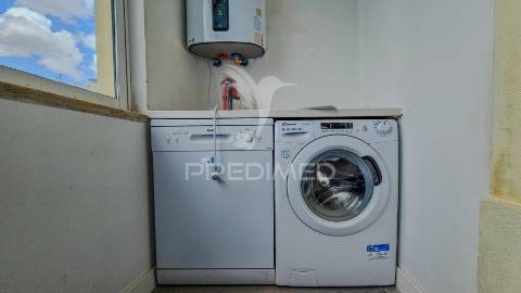 Apartamento t4 +1 no centro de lisboa, picoas