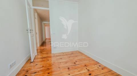 Apartamento t4 +1 no centro de lisboa, picoas