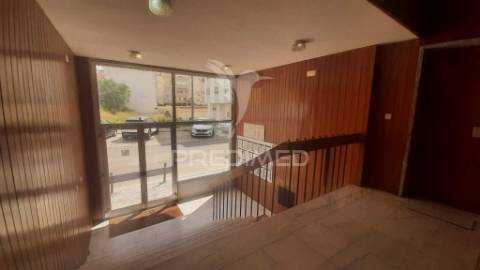 Arrendamento » apartamento t2/95m2 ( remodelado ) ?  urbisado - setúbal