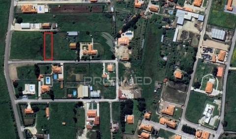 Terreno urbano em benavente