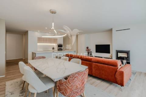 Apartamento t3+1 com três suítes (mobilado)_real, braga