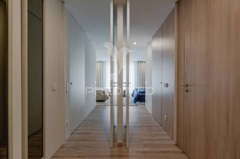 Apartamento t3+1 com três suítes (mobilado)_real, braga