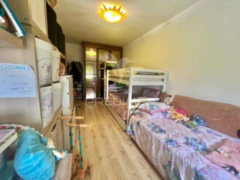 Apartamento t2 com arrecadação - centro pinhal novo