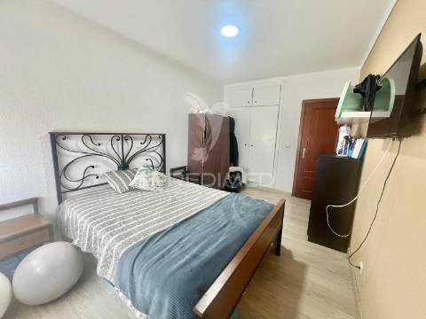 Apartamento t2 com arrecadação - centro pinhal novo