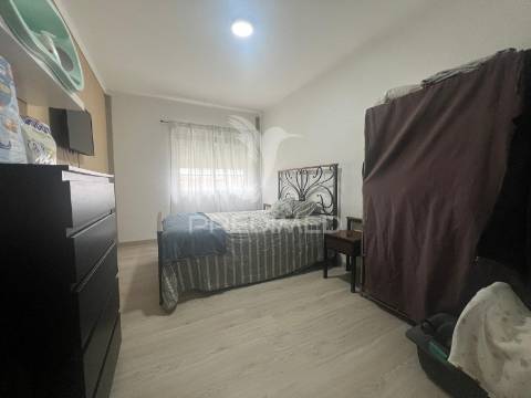 Apartamento t2 com arrecadação - centro pinhal novo