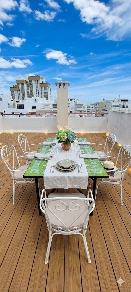 Quarteira - apartamento com terraço próximo da praia