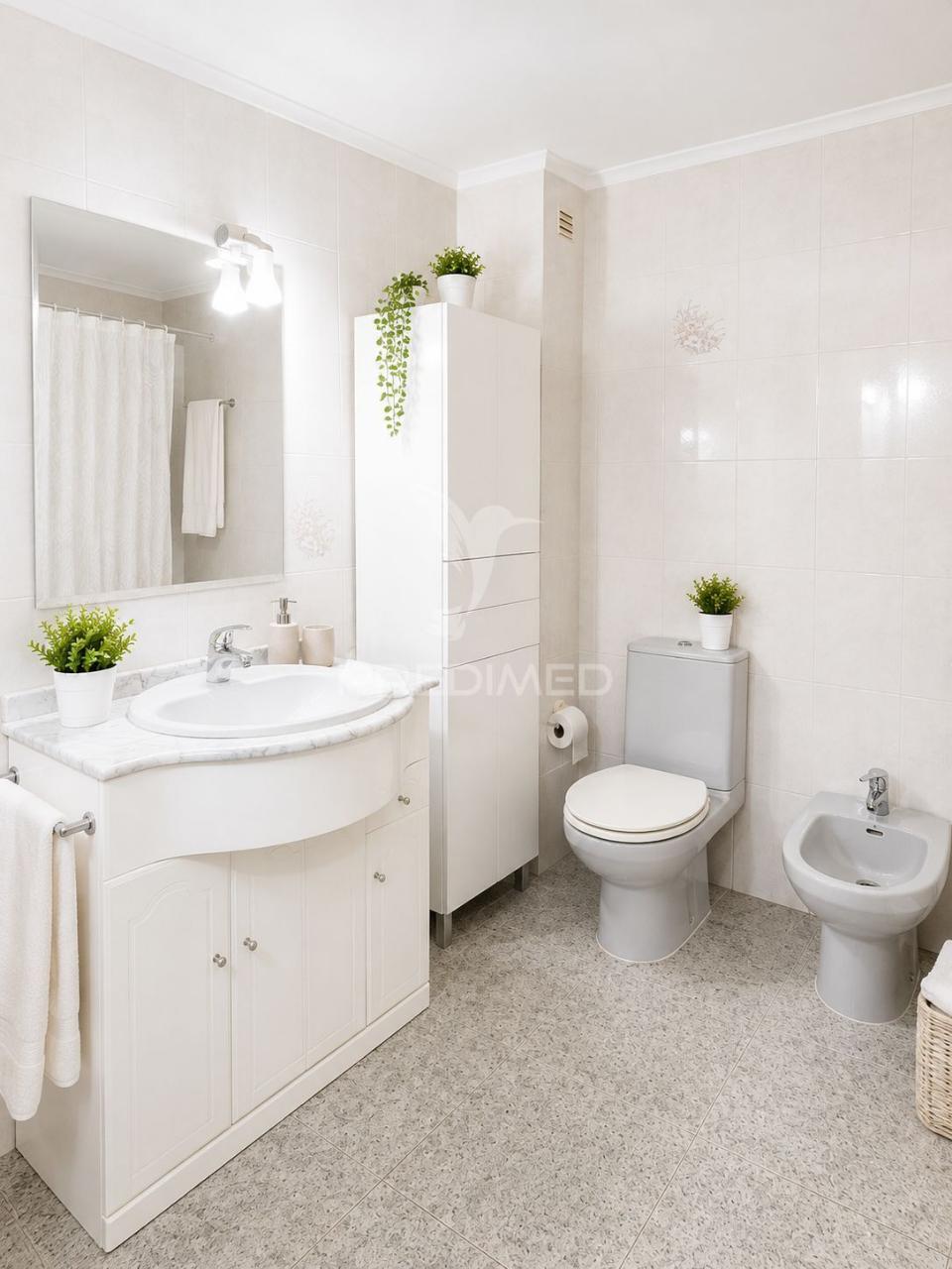Quarteira - apartamento com terraço próximo da praia