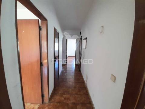 Apartamento t2,verderena,barreiro.
