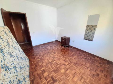 Apartamento t2,verderena,barreiro.