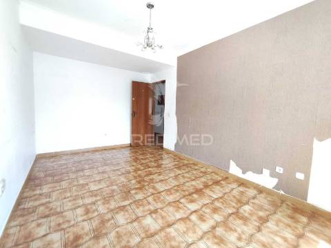 Apartamento t2,verderena,barreiro.