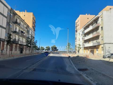 Apartamento t2,verderena,barreiro.