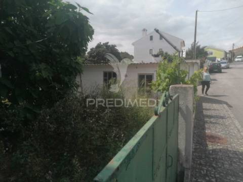 Terreno urbano em alverca