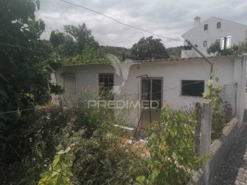 Terreno urbano em alverca