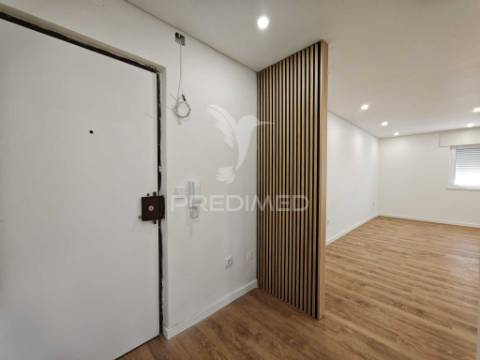 Apartamento t3 remodelado | 1.º andar | coruche