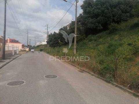 Terreno urbano em alverca
