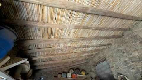 Casa térrea para recuperação total. com quintal