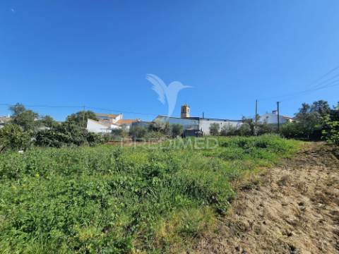 Terreno rústico com 1,88 hectares em casével, castro verde