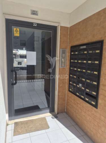 Vende se apartamento t2 com estacionamento | alta de  lisboa 329.500€