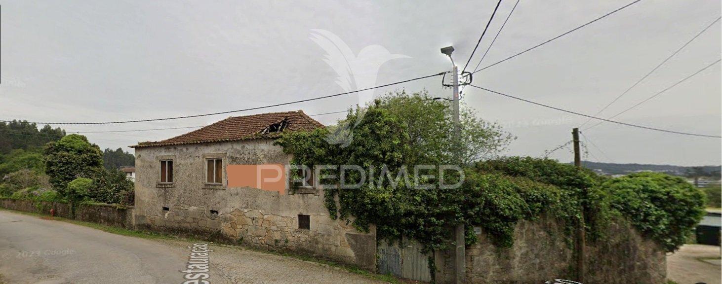 Quinta com moradia para restauro em s. mamede do coronado