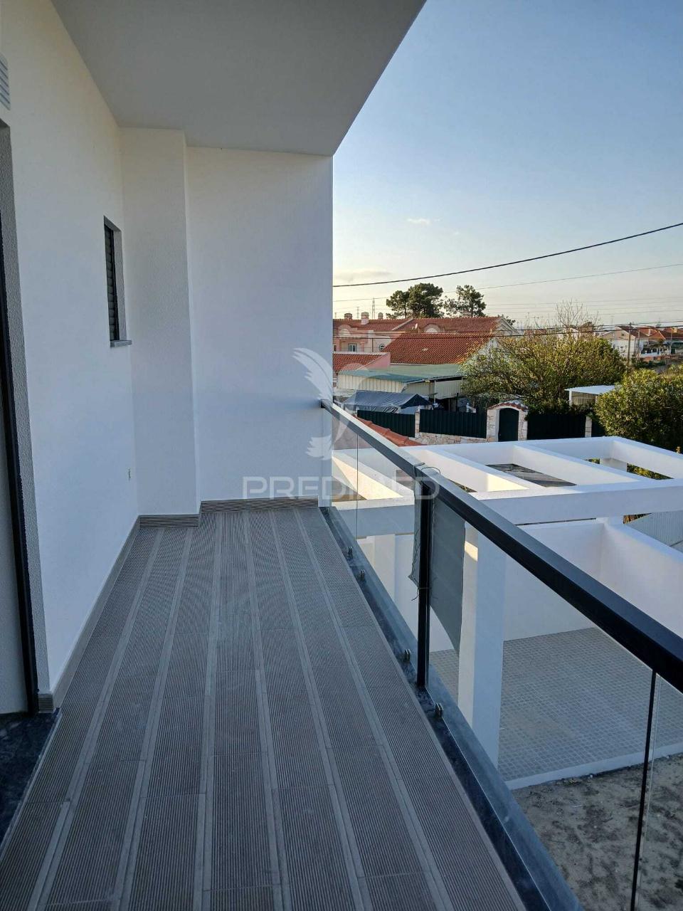 Moradia geminada t3