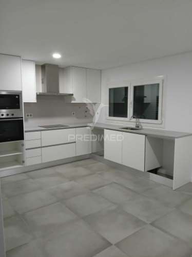Moradia geminada t3