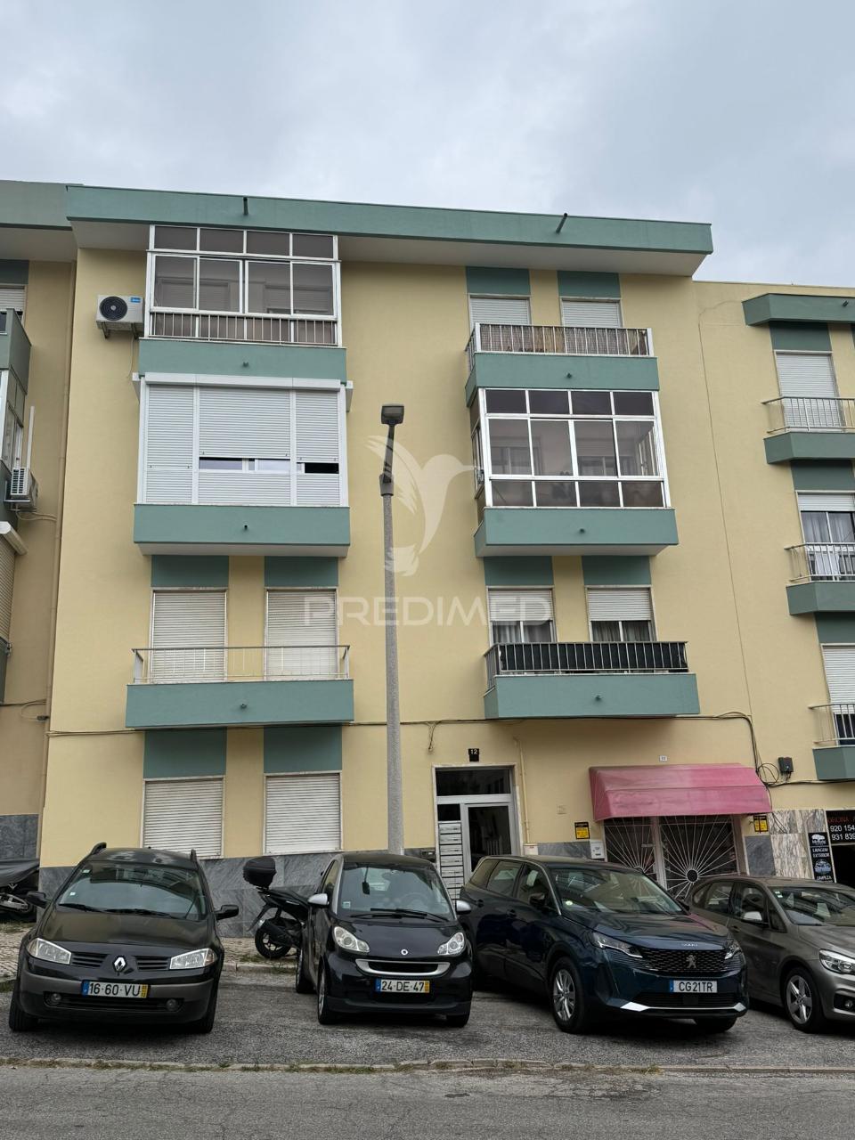 Viver com conforto às portas de lisboa – t2 em forte da casa