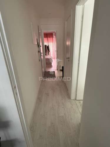 Viver com conforto às portas de lisboa – t2 em forte da casa
