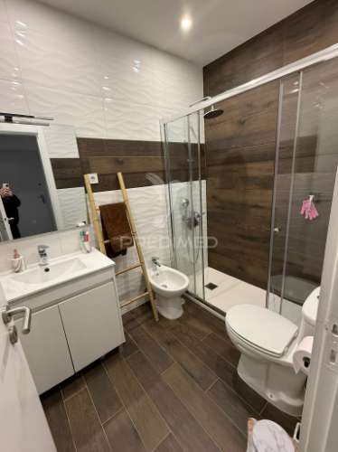 Viver com conforto às portas de lisboa – t2 em forte da casa