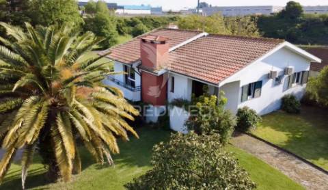 Onde a serenidade do mar encontra o conforto de casa. ??