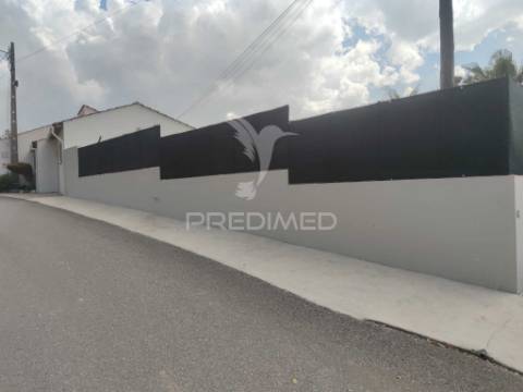 Moradia térrea t4 com piscina aquecida e vista panorâmica — a 15 minutos de pombal