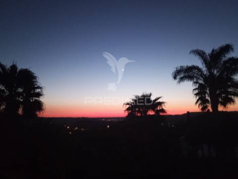 Moradia térrea t4 com piscina aquecida e vista panorâmica — a 15 minutos de pombal