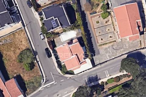 Moradia t4 com piscina em cascais – estoril
