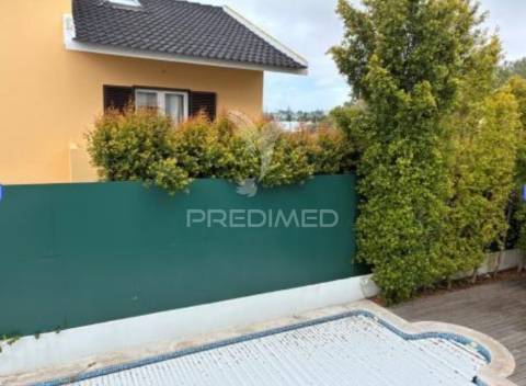 Moradia t4 com piscina em cascais – estoril
