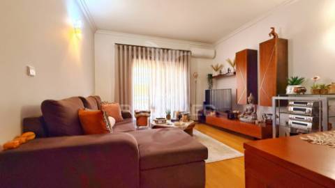 Excelente apartamento t2+1