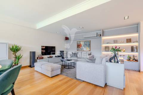 Apartamento t3 para venda i condomínio villa restelo, com jardim e piscina no restelo/belém