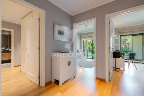 Apartamento t3 para venda i condomínio villa restelo, com jardim e piscina no restelo/belém