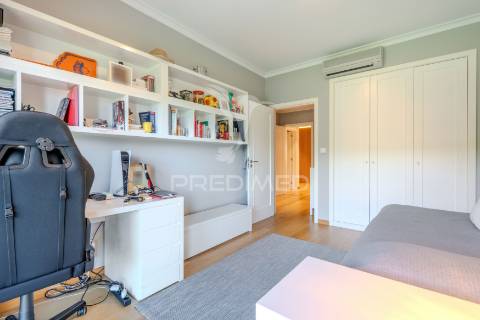 Apartamento t3 para venda i condomínio villa restelo, com jardim e piscina no restelo/belém