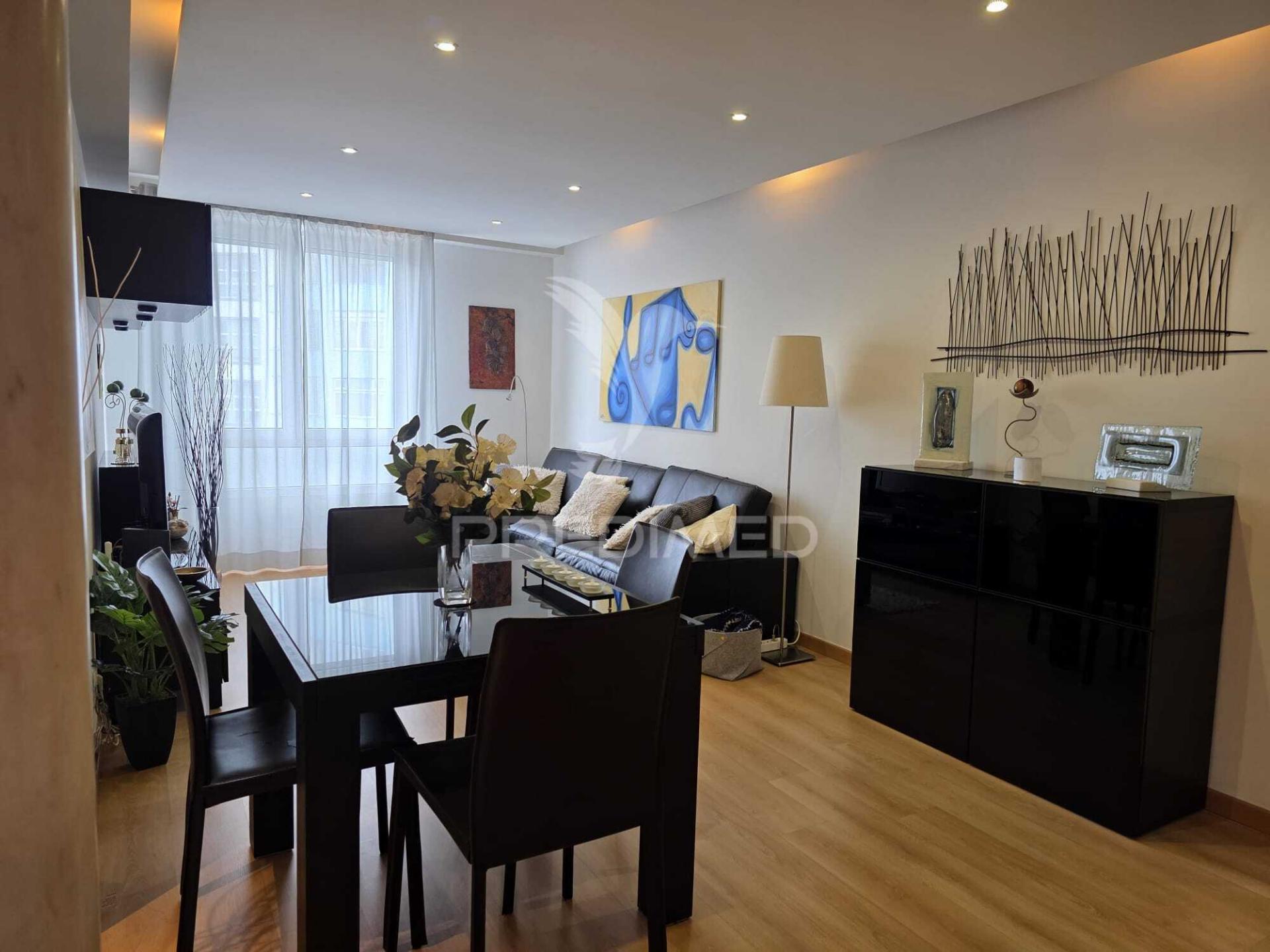 T3 na portela pronto a habitar com garagem, elevador e excelente localização