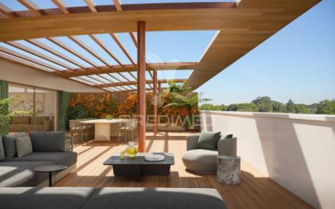 Apartamento t3 de luxo com 3 suites, varanda, 2 estacionamentos e arrumo