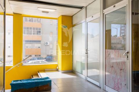 Espaço comercial para gabinete